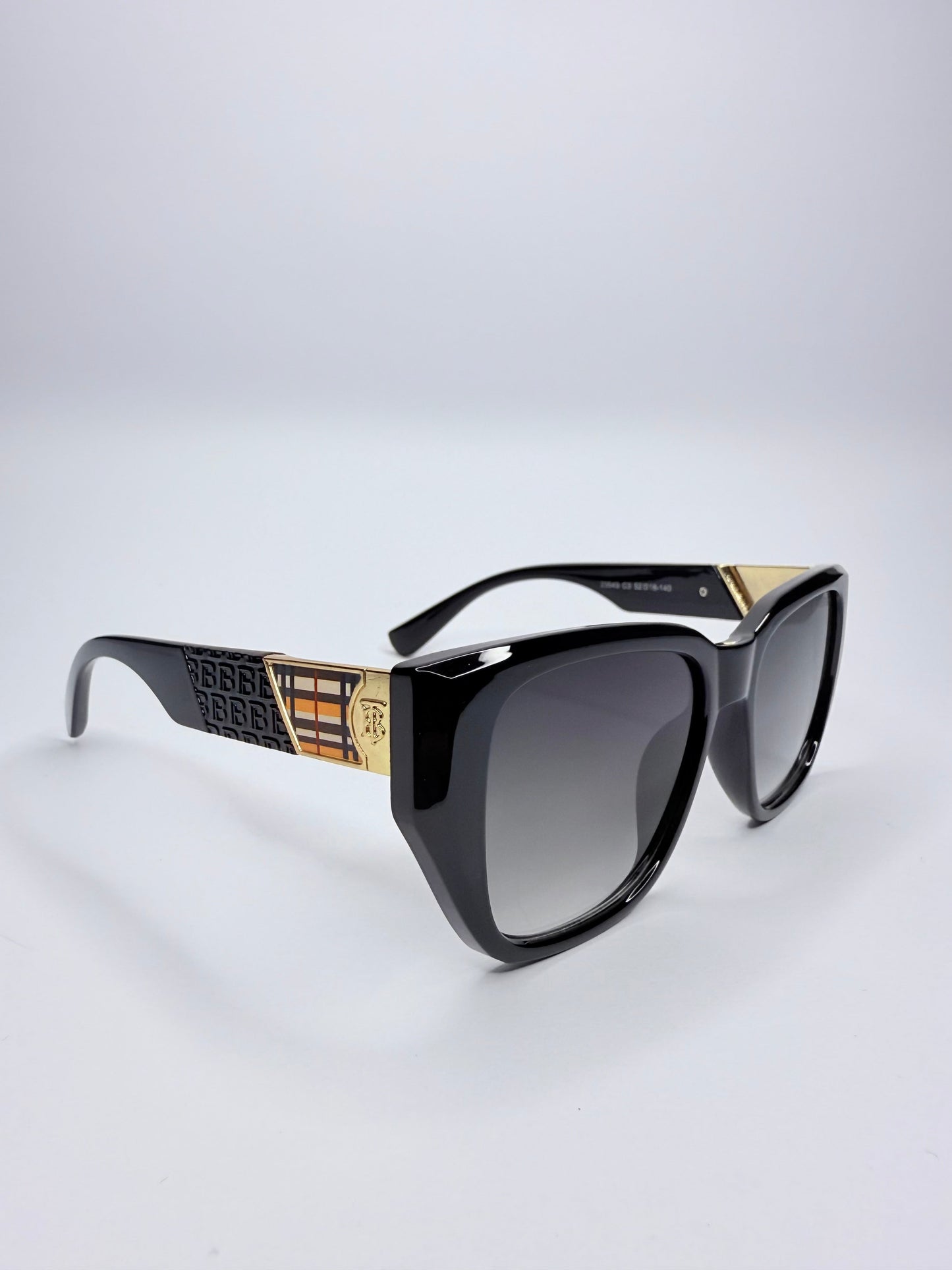 🕶️ Burberry Γυαλιά Ηλίου Oversized Μαύρα με Χρυσές Λεπτομέρειες