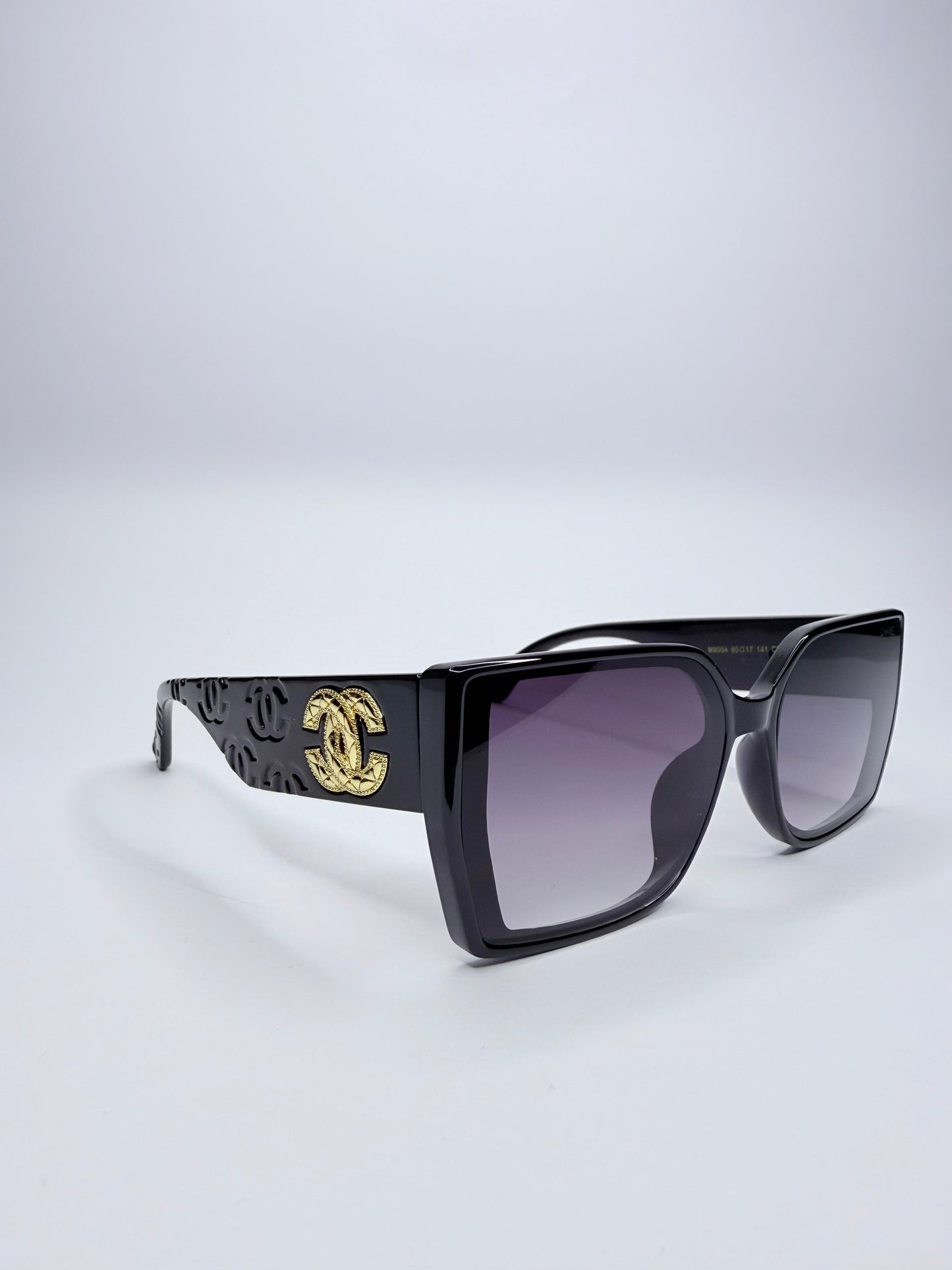 Γυαλιά Ηλίου Chanel Μαύρα με Χρυσό Λογότυπο